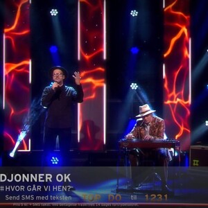 Jeg har været forbi DK4 med alle foregående singler. Her var det "Hvor går vi hen?", hvor jeg havde den rare Magnus Munk Tækker med på pedel steele.