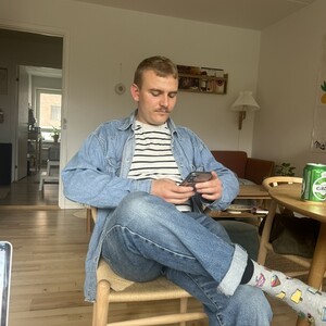 Hvilken af de to, tror du fik læsere fanget?