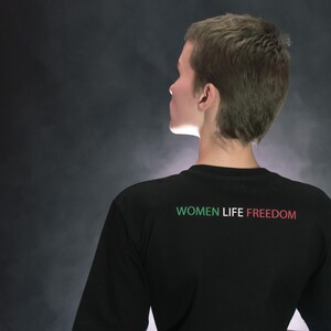 WOMAN LIFE FREEDOM T-SHIRT -

Limited edition håndtrykt organisk bomulds T-shirt.

Str.: XS-XXXL.
Pris: 250 kr.
Farver: Hvid og sort.

Kontakt os for bestilling.