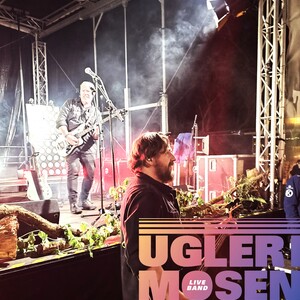 UGLER I MOSEN