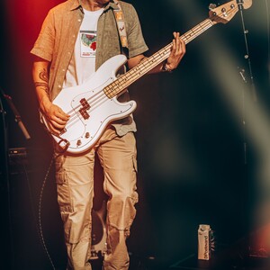 Malte, bassist, live at Råhuset
